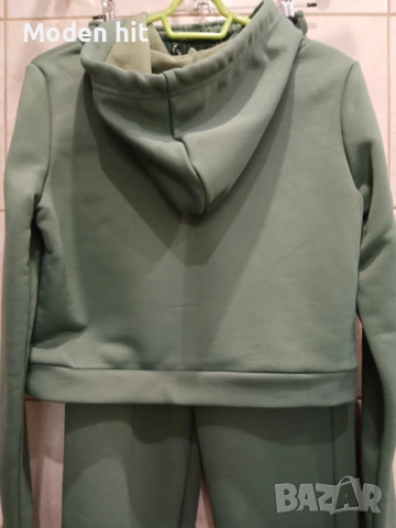 Дамски екип - късо худи и долнище, снимка 5 - Спортни екипи - 51677531