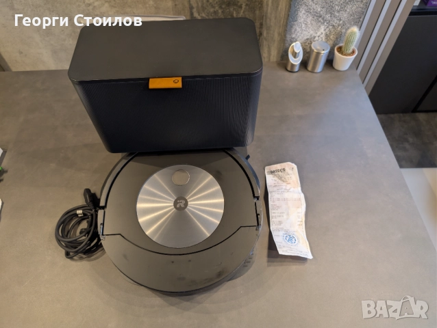 Прахосмукачка iRobot Roomba® j7+, снимка 2 - Прахосмукачки - 52899691