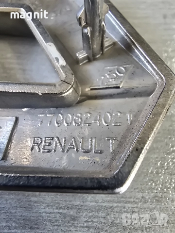7700824021 Задна емблема Renault 21 Clio Laguna Twingo, снимка 2 - Части - 52927638