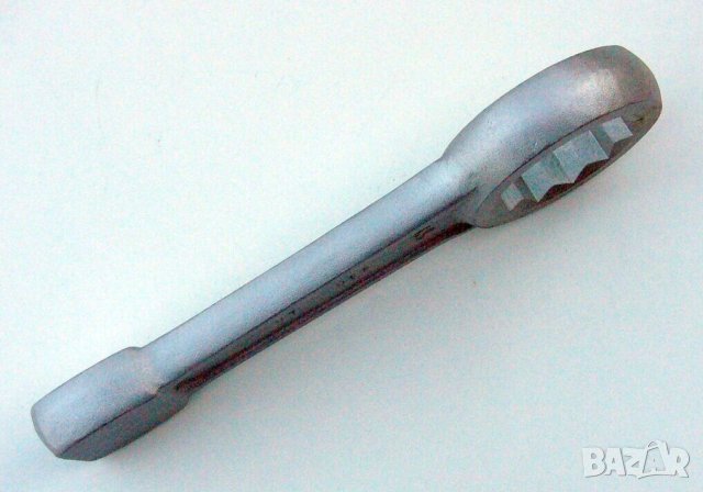 Американски Ударен Гаечен Ключ ЗВЕЗДА 65 мм с наковалня за чук Професионални Инструменти Ключове USA, снимка 2 - Ключове - 40614870