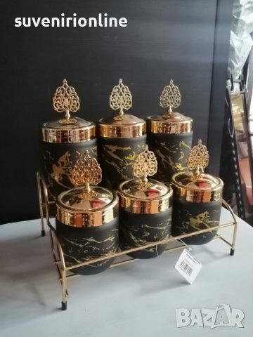 Комплект стъклени буркани за подправки на метална стойка , снимка 5 - Аксесоари за кухня - 40034596