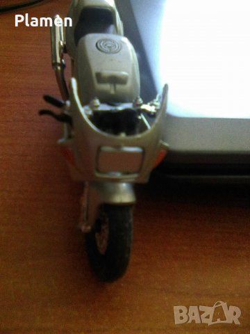 Умален модел на спортен мотоциклет , снимка 3 - Колекции - 36664828