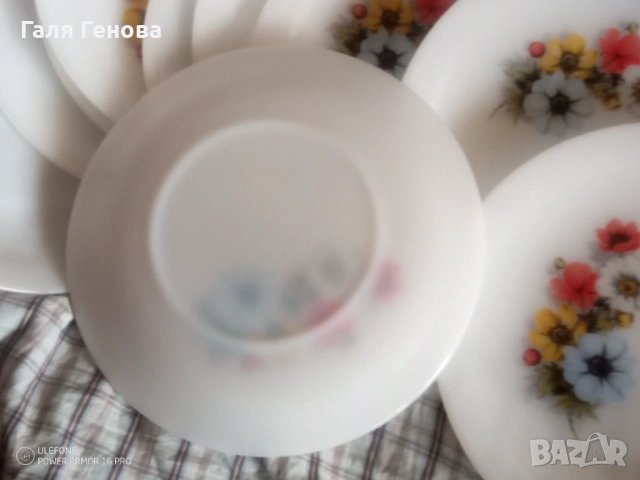 Аркопал чинии Франция 12бр, снимка 3 - Сервизи - 53885537