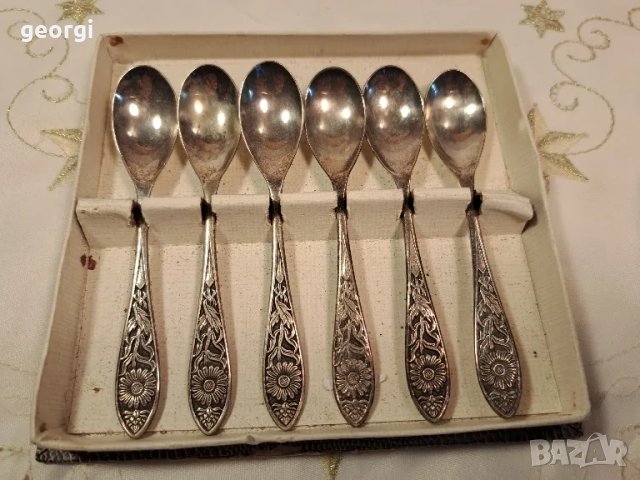 комплект от 6 посребрени лъжички за кафе    25/3