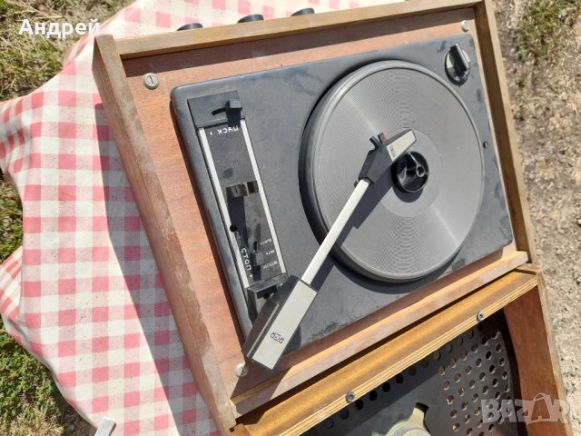 Стар грамофон Riga Akords, снимка 7 - Други ценни предмети - 34069469