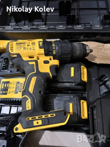 Ударен винтоверт DEWALT DCD778 с 2 бр. батерии 4ah, куфар и зарядно. 
