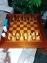 Шах табла48/48 с дърв. фигури пулове,куфар за пикник , снимка 2