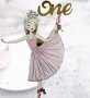 ONE 1 година годинка момиче Балерина рожден ден твърд Акрил топер за торта украса декорация, снимка 2