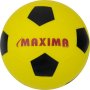 Лека детска топка с дизайн на класическа футболна топка. 