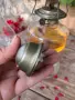 Рядко срещана стъклена лампа с фитил Стабилна стъклена основа на столче, релефна декорация , снимка 6