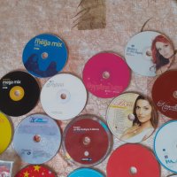 Продавам 29 оригинални CD - DVD дискове с музика на Пайнер и други, снимка 3 - CD дискове - 37613844