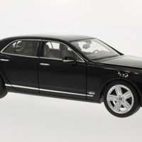 Bentley Mulsanne 2014 - мащаб 1:18 на RaStar модела е нов в кутия, снимка 12 - Колекции - 29888901