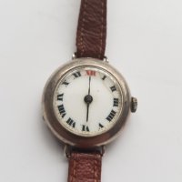 Стар сребърен механичен дамски часовник, снимка 2 - Антикварни и старинни предмети - 38972744