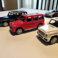 Метални колички модели на Mercedes-Benz G класа, светещи фарове, звук, снимка 3 - Коли, камиони, мотори, писти - 44295860