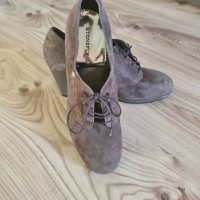 Нови дамски велурени обувки, снимка 1 - Дамски елегантни обувки - 33718001