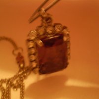 стар дамски медальон лилав и бял шлифован кристал  сребърно покритие, снимка 12 - Антикварни и старинни предмети - 35159934