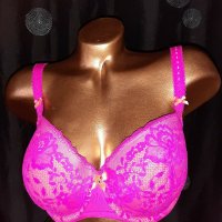 hunkemoller 85D Розов сутиен с дантела , снимка 1 - Бельо - 31051859