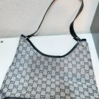 Дамска чанта стил Гуччи Gucci тип багета, снимка 1 - Чанти - 38590814