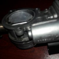 Дроселова клапа за БМВ 120,320,520, снимка 3 - Части - 40857028