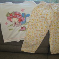 Пижамка на Ягодка за 5 год. момиче, снимка 3 - Детски пижами - 30533476