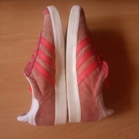 Оригинални Дамски маратонки Adidas GAZELLE номер 40, снимка 8 - Маратонки - 31859525