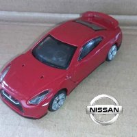 Bburago Nissan GT-R 2009 - 1:43, снимка 1 - Колекции - 40650791