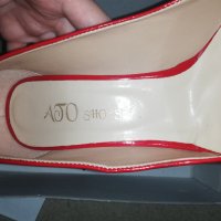 Червени лачени обувки , снимка 5 - Дамски обувки на ток - 31616808