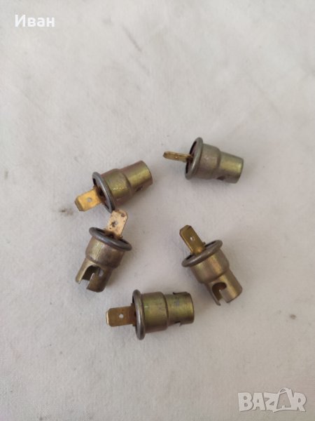 Фасунки за фар Ява части за Ява, снимка 1