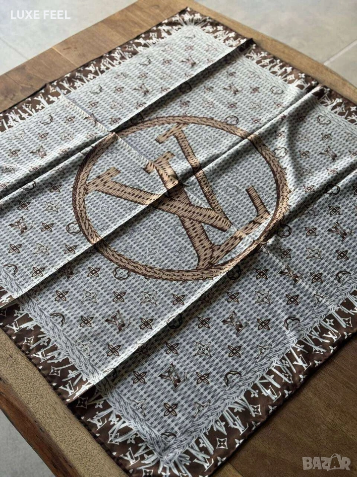 Дамски Шалове - Коприна ⚜️ Louis Vuitton , снимка 1