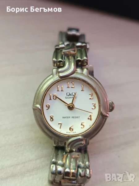 Дамски часовник Q&Q, снимка 1