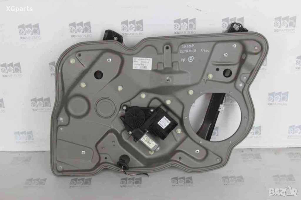 Стъклоповдигач преден десен за Skoda Octavia II (2004-2008) 1K0959792G, снимка 1