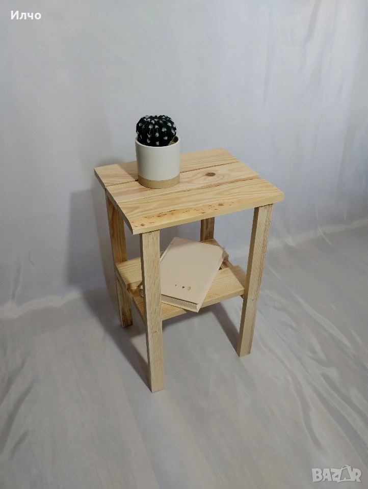 Дървена помощна масичка, снимка 1