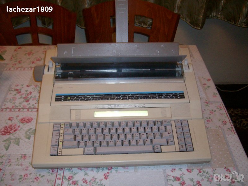 пишеща машина XEROX кирилица + латиница, снимка 1