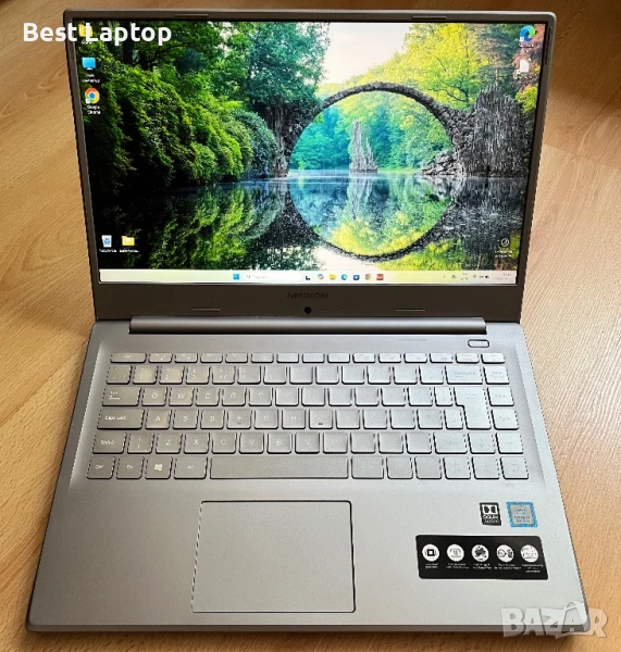 Medion i7-8565u 512gb 15.6 FHD ips laptop лаптоп, снимка 1