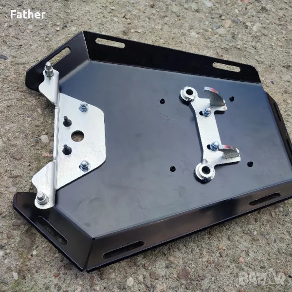 Kawasaki Z1000 SX плоча за багажник, снимка 1