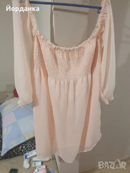 Здравейте, продавам дамска рокля ,в праскова, снимка 1