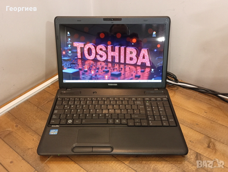 Лаптоп Toshiba Satellite C660-2NJ - i5 2430M / 15,6", снимка 1