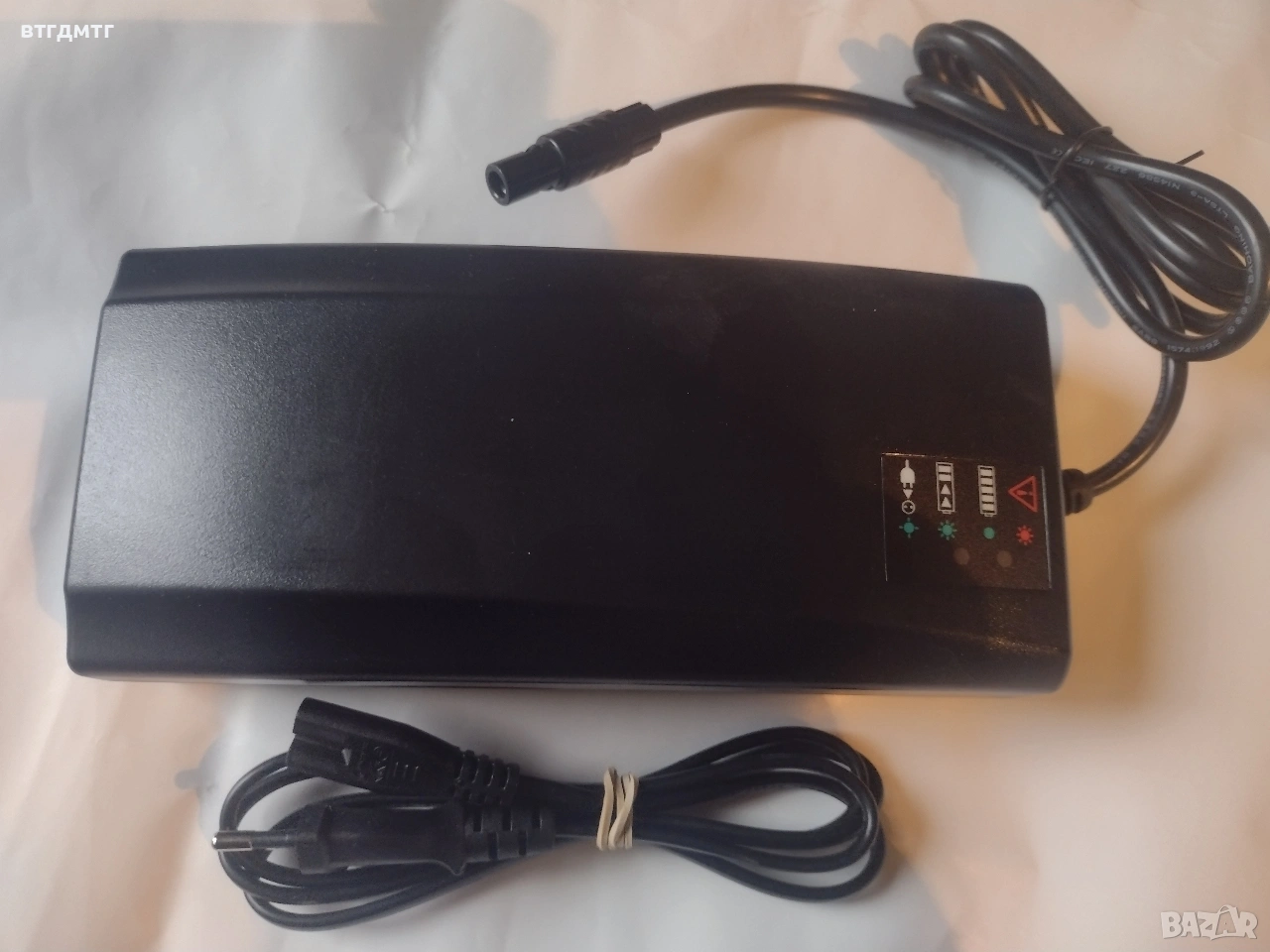 Зарядно BMZ 36v(42v) 4A, снимка 1
