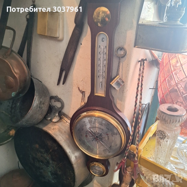 антикварен стенен барометър с термометър, снимка 1