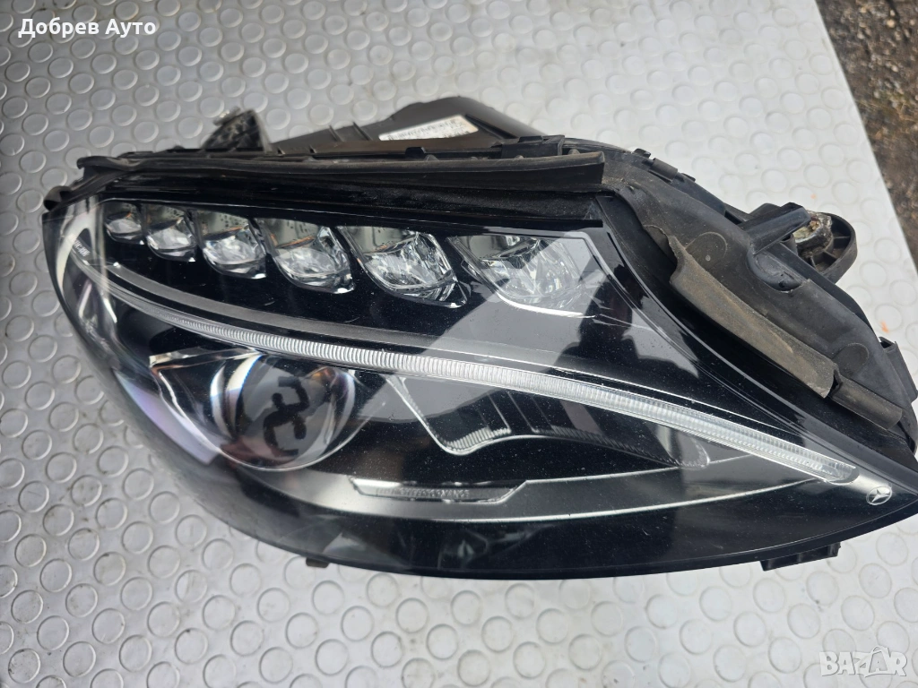 Десен фар за Mercedes C - Class W205   , снимка 1