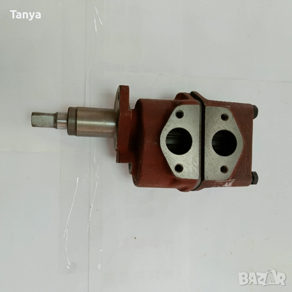 ПОМПА МАСЛЕНА  2.17.025, Л200, снимка 1