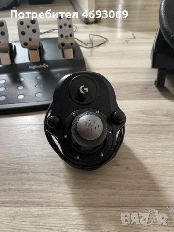 Продавам Logitech G920 Driving Force + скоростен лост и педали, снимка 6 - Xbox конзоли - 52911240