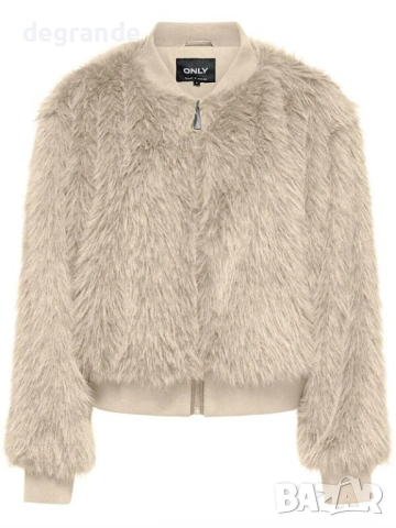 Бежово Дамско Яке с Еко Косъм