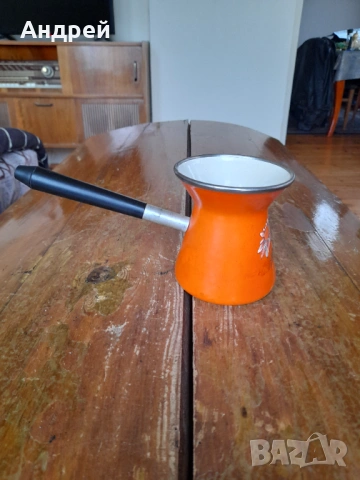 Старо емайлирано джезве #8, снимка 3 - Други ценни предмети - 54262954