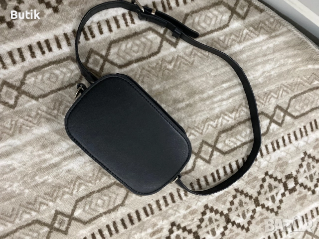 Дамска мини чанта, снимка 2 - Чанти - 52335580