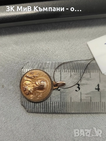 Много красива Златна висулка 18карата 2.5гр , снимка 3 - Колиета, медальони, синджири - 54178032
