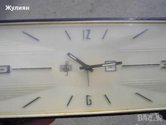 КОЛЕКЦИОНЕРСКИ БУДИЛНИК VICTORIA С ЛАТЕРНА , снимка 5 - Антикварни и старинни предмети - 49494383