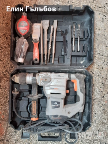 Перфоратор DAEWOO DARH26-105C, в куфар и принадлежности, снимка 8 - Перфоратори - 54365829