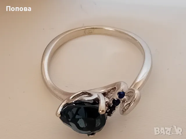 Златен пръстен с диамант ,сапфири и сърце  топаз, снимка 5 - Пръстени - 48404692