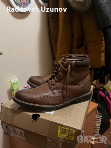 Боти с връзки Clark’s